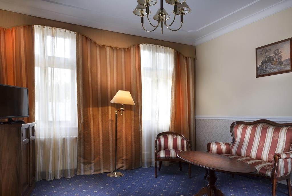 Hotel Ostende Karlowe Wary Zewnętrze zdjęcie